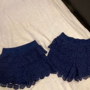 Girls navy blue lace/crochet look shots. Size 14/16.